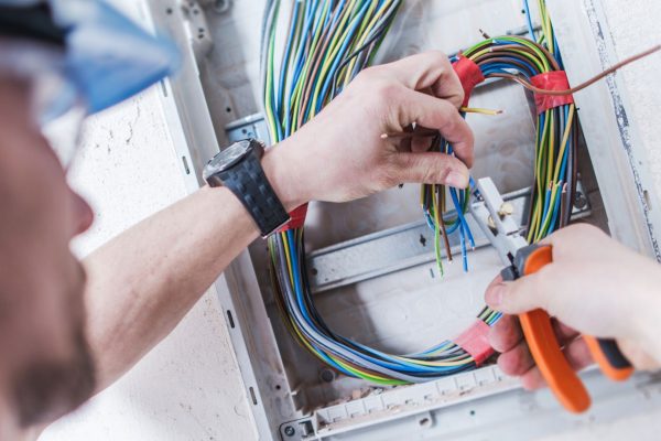 Elektriker Dus – Düsseldorf – Elektroinstallation Elektriker Dus - Düsseldorf - Elektroinstallation